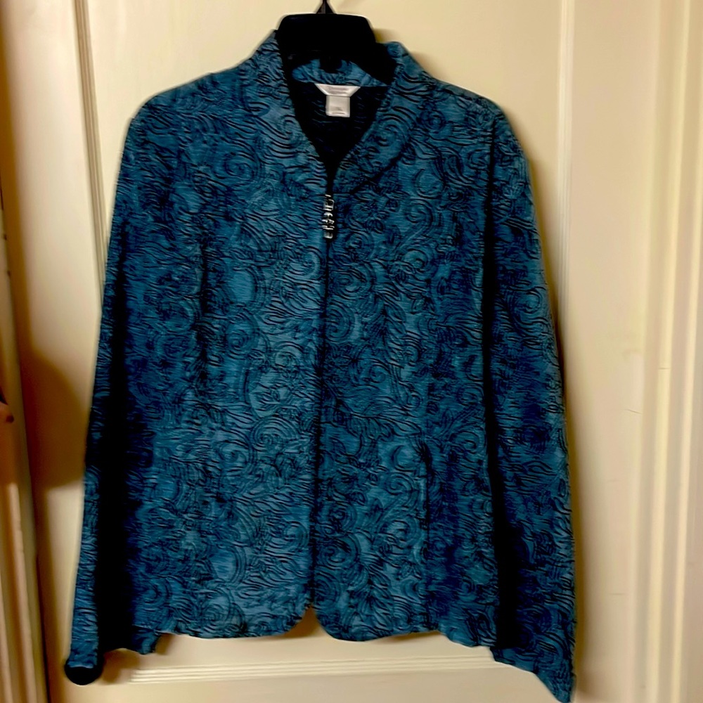 Christopher Banks Women’s light Zipper Jacket Size XL